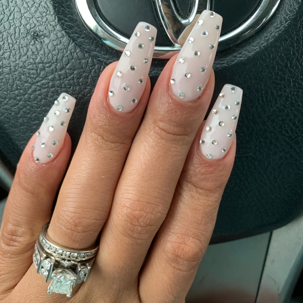 Long Stiletto Diamond Off White Press On Nails Royalty XL Studs